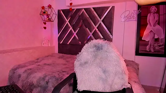 pocahontasweetss03 online show from October 3, 2025, 6:37 am