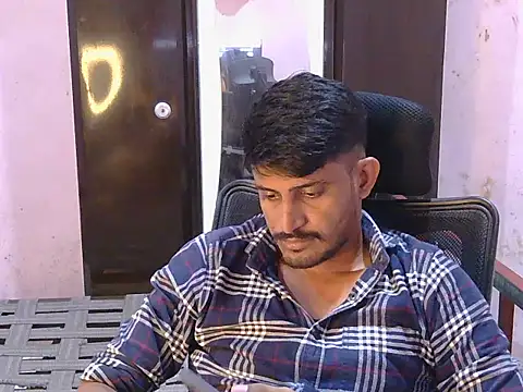 krishjaat43 online show from June 21, 2026, 6:36 pm