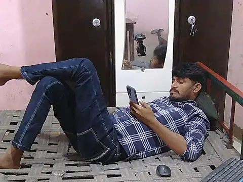 krishjaat43 online show from July 28, 2026, 4:39 pm