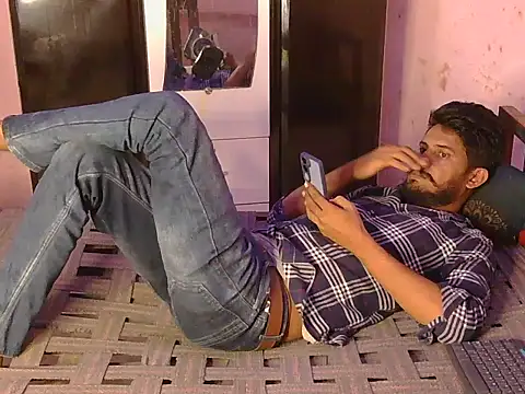 Snapshot of krishjaat43 chatting on June 1, 2026, 6:35 am krishjaat43 online show from June 1, 2026, 6:35 am