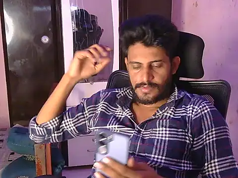 Snapshot of krishjaat43 chatting on May 23, 2026, 6:12 am krishjaat43 online show from May 23, 2026, 6:12 am