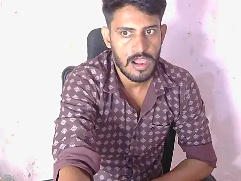 krishjaat43 online show from April 30, 2026, 12:23 pm