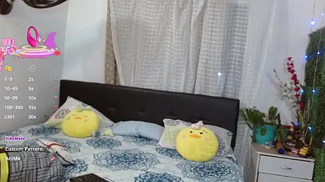 angelly  kate online show from September 30, 2025, 3:01 am