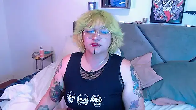 XxGreenGoodxX online show from February 2, 2026, 6:51 pm