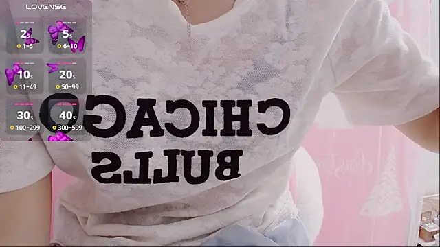 nikohaha2025 online show from May 26, 2026, 12:47 pm