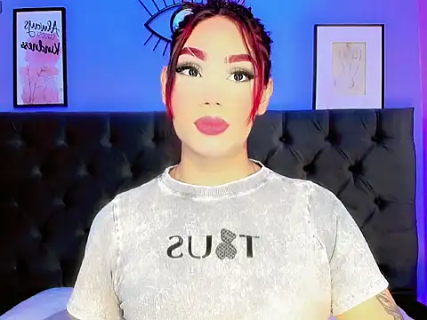 TifanyGabriela online show from February 3, 2026, 12:21 pm