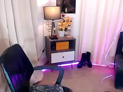 The Fucking Dolls online show from November 26, 2025, 9:31 am