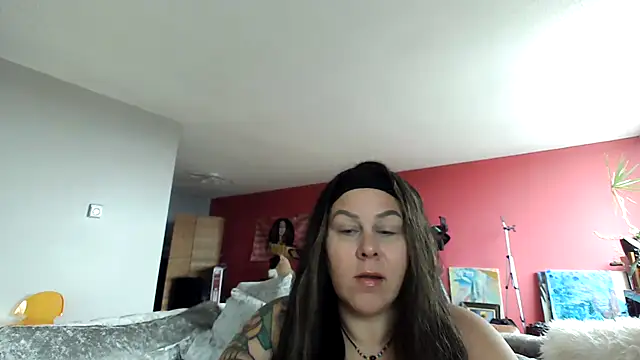 number1slut online show from November 25, 2025, 4:40 pm