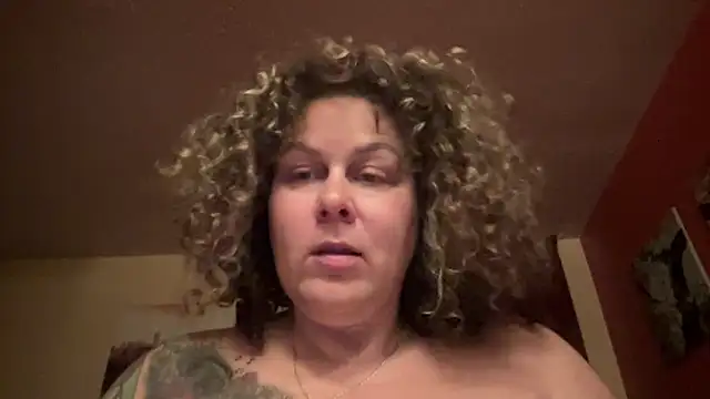 Snapshot of number1slut chatting on June 5, 2026, 2:05 am number1slut online show from June 5, 2026, 2:05 am