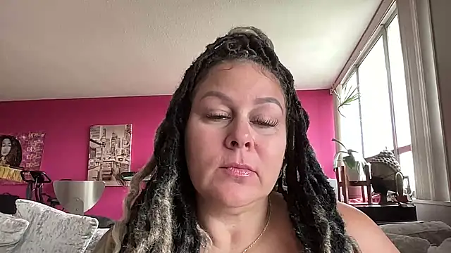 Snapshot of number1slut chatting on May 12, 2026, 4:02 pm number1slut online show from May 12, 2026, 4:02 pm