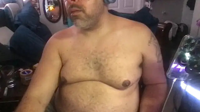 TheGreenEyedBear online show from March 9, 2025, 9:35 am