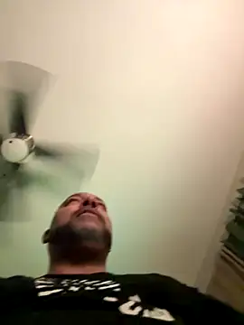 TheGreenEyedBear online show from October 18, 2025, 11:01 am