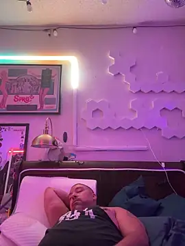 TheGreenEyedBear online show from December 25, 2024, 8:50 pm