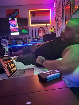 TheGreenEyedBear online show from September 28, 2025, 8:21 am