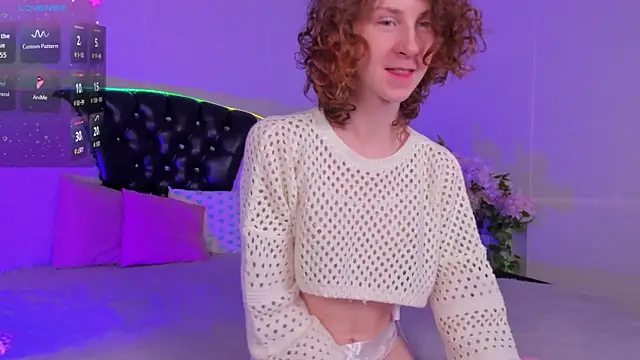 Snapshot of M1BabyG1rl chatting on November 15, 2025, 2:32 pm M1BabyG1rl online show from November 15, 2025, 2:32 pm