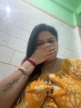 Horny Kavita online show from May 7, 2026, 3:48 pm