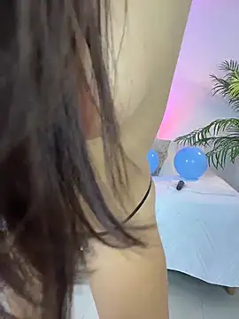 Snapshot of LUNAA___ chatting on March 21, 2026, 3:19 am LUNAA online show from March 21, 2026, 3:19 am