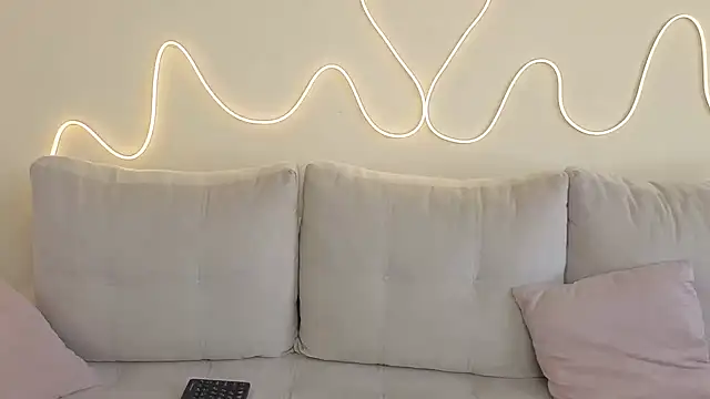 KathrynBrooks online show from March 11, 2026, 11:37 am