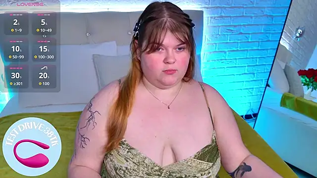 Mia Ray online show from June 19, 2026, 6:36 pm