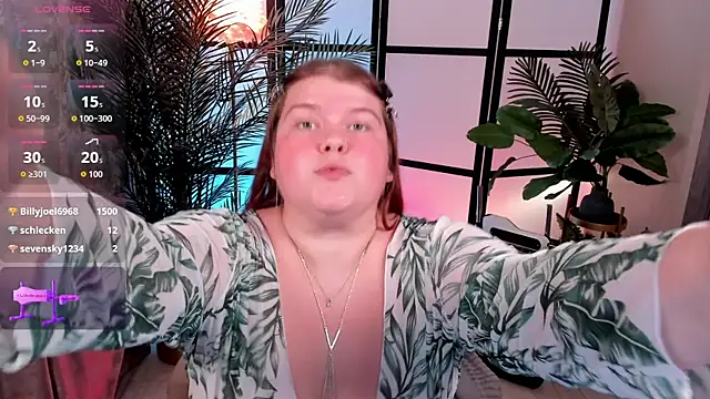 Snapshot of Mia_Ray chatting on July 28, 2026, 7:39 pm Mia Ray online show from July 28, 2026, 7:39 pm