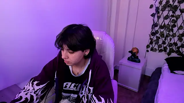 Nathaly ds online show from February 15, 2026, 11:42 am