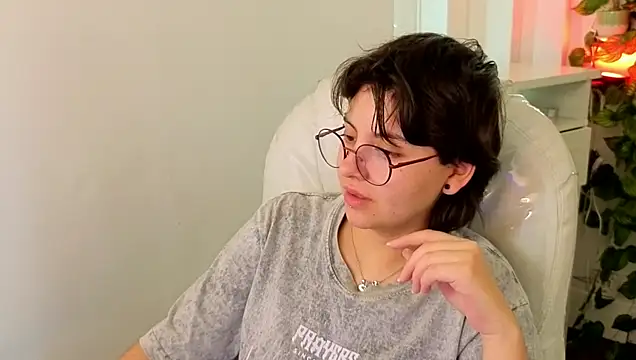 Snapshot of Nathaly_ds chatting on July 9, 2026, 6:40 pm Nathaly ds online show from July 9, 2026, 6:40 pm