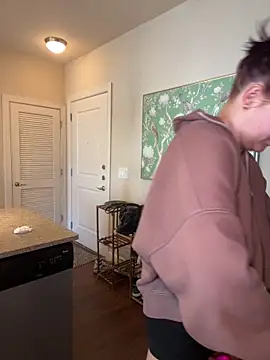 zarialove online show from September 27, 2025, 6:14 pm