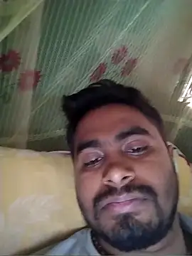 Snapshot of Rohit4500 chatting on May 7, 2026, 2:38 am Rohit4500 online show from May 7, 2026, 2:38 am