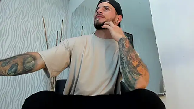 dylan jacobx online show from April 30, 2026, 9:19 pm