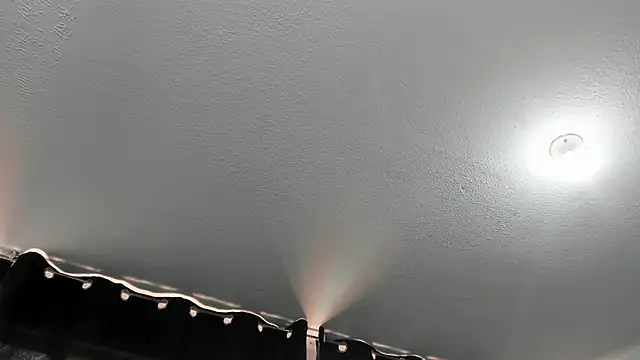 hannahdvil1 online show from September 26, 2025, 2:46 pm