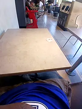 Snapshot of niccobigd chatting on February 28, 2026, 10:15 am niccobigd online show from February 28, 2026, 10:15 am