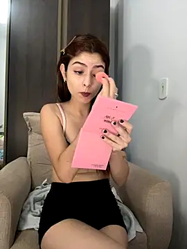 MarianaNinfa online show from November 7, 2025, 10:46 pm