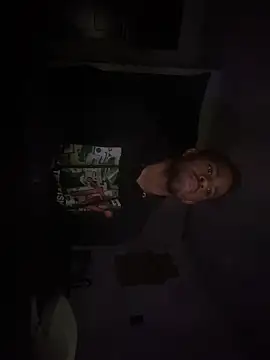 Snapshot of tyrek5051 chatting on December 20, 2025, 2:25 am tyrek5051 online show from December 20, 2025, 2:25 am