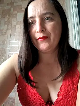 Snapshot of EvelinCutex chatting on October 1, 2025, 11:03 am EvelinCutex online show from October 1, 2025, 11:03 am