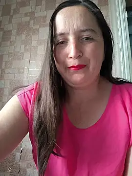 Snapshot of EvelinCutex chatting on May 27, 2026, 11:28 am EvelinCutex online show from May 27, 2026, 11:28 am