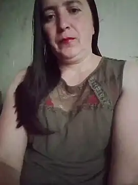 Snapshot of EvelinCutex chatting on June 4, 2026, 6:29 am EvelinCutex online show from June 4, 2026, 6:29 am