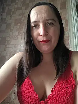 Snapshot of EvelinCutex chatting on October 16, 2025, 11:29 am EvelinCutex online show from October 16, 2025, 11:29 am