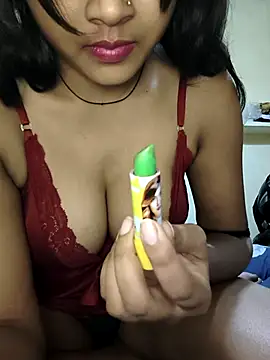 RAYI Queen 2 online show from January 31, 2026, 7:23 pm