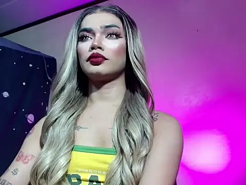 hugecockbabe online show from June 25, 2026, 10:04 pm