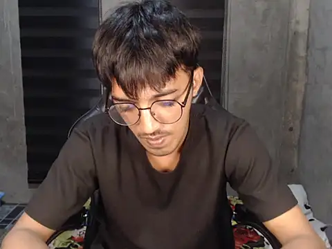 RowyCam online show from January 14, 2026, 1:15 pm