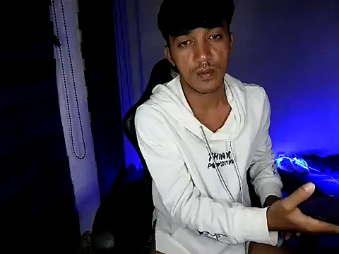 RowyCam online show from June 13, 2026, 4:05 pm