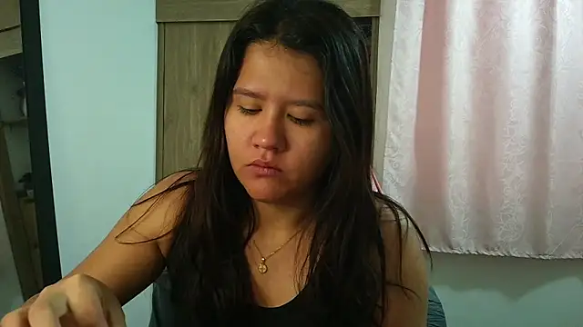 Oliviawatson1 online show from March 20, 2026, 12:17 pm