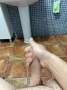 Pollon1994 online show from February 8, 2026, 11:35 pm