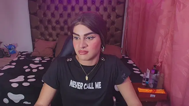 lailahdark online show from November 20, 2025, 5:30 am