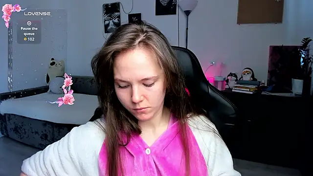 Snapshot of cute_little_ass chatting on February 26, 2026, 8:25 am cute little ass online show from February 26, 2026, 8:25 am