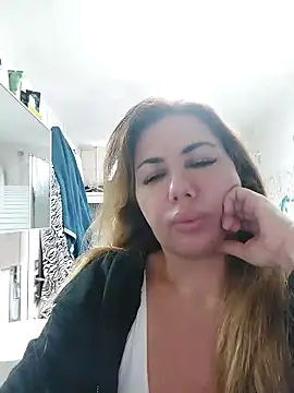 Snapshot of Alisasex@xh chatting on December 7, 2024, 2:08 pm Alisasexxh online show from December 7, 2024, 2:08 pm