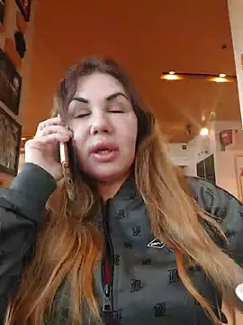 Snapshot of Alisasex@xh chatting on January 20, 2025, 11:35 am Alisasexxh online show from January 20, 2025, 11:35 am