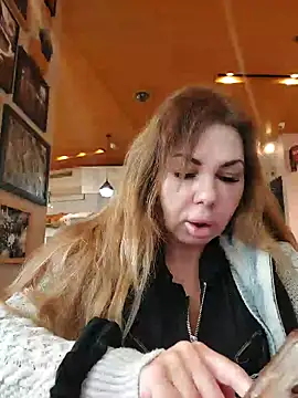 Snapshot of Alisasex@xh chatting on February 3, 2025, 1:40 pm Alisasexxh online show from February 3, 2025, 1:40 pm