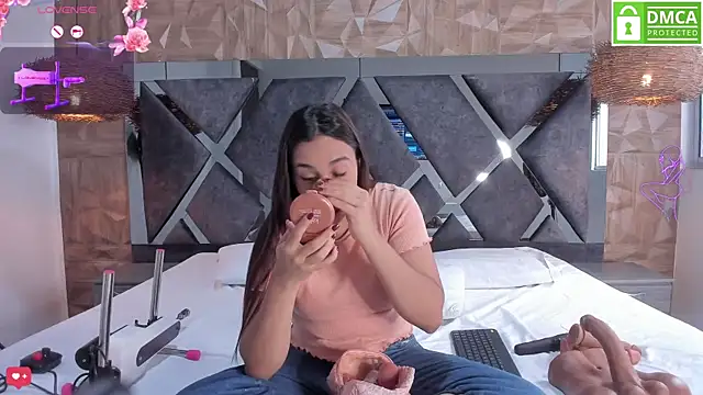 Selene  Lopez  online show from June 5, 2026, 7:30 pm