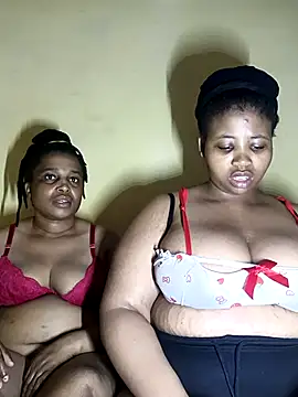 Prettyboobiesx online show from October 14, 2025, 7:47 pm